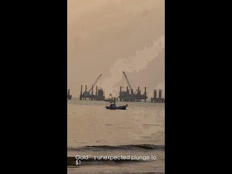 Gold Just CRASHED While Oil SURGES